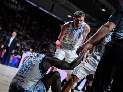 Dinamo sconfitta a Bologna