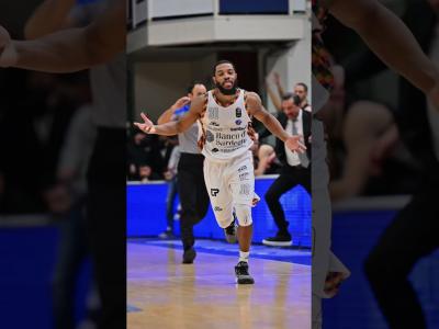 NIGHT NIGHT SHOT JEFFERSON @stephcurry NIGHT NIGHT SHOT JEFFERSON @stephcurry