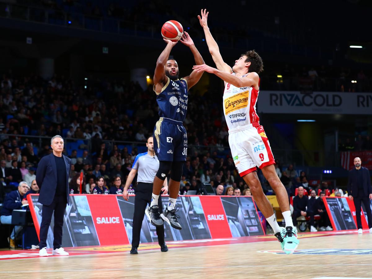 Jefferson vs Pesaro