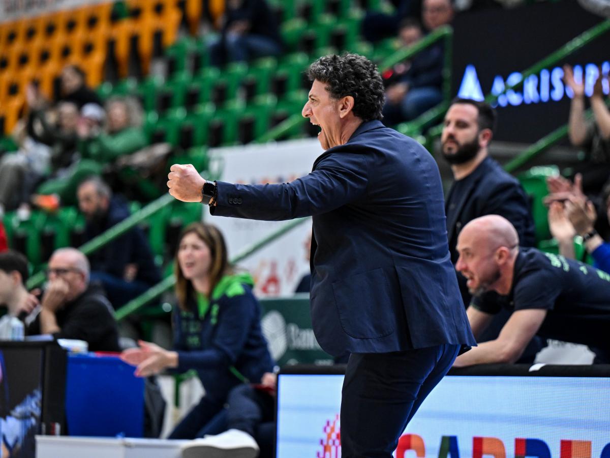 Coach Antonello Restivo