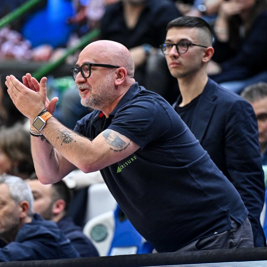 La Dinamo saluta Matteo Boccolini